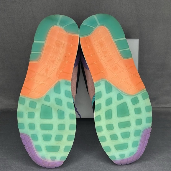 🔥🔥🔥Nike Air Max 1 Have A Nike Day Size: 10🔥🔥🔥 - Picture 5 of 9